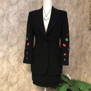 Laurel Jewel Embroidered Sleeve Suit